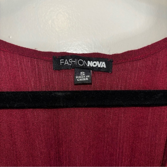 Fashion Nova Red Pleated V-Neck Maxi Dress Size Small - Picture 4 of 11